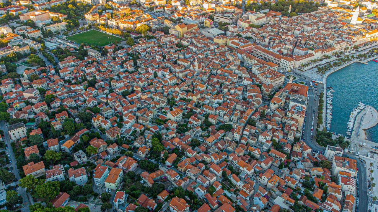 Апартаменты Splitska Kala Экстерьер фото